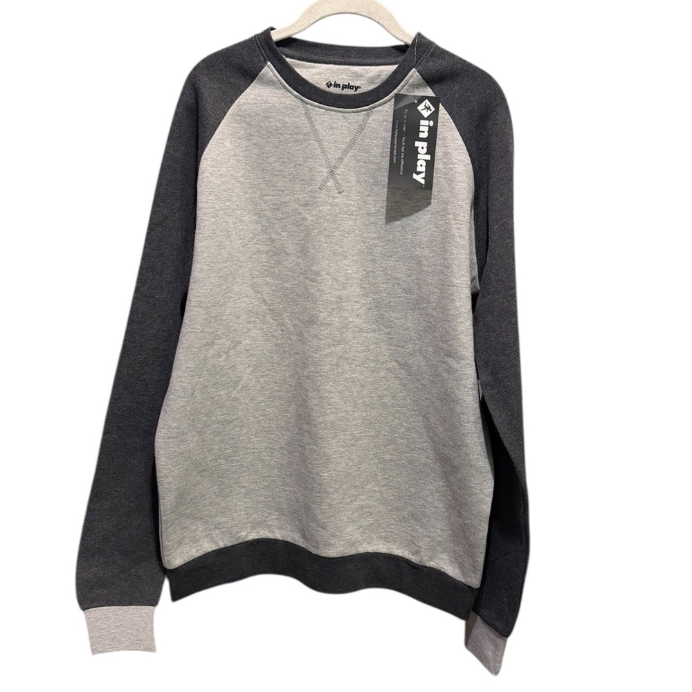 NWT IN PLAY Men’s Color block Crewneck Pullover
